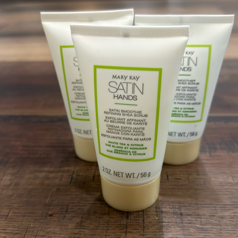 Mary Kay Satin Hands Smoothie Scrub